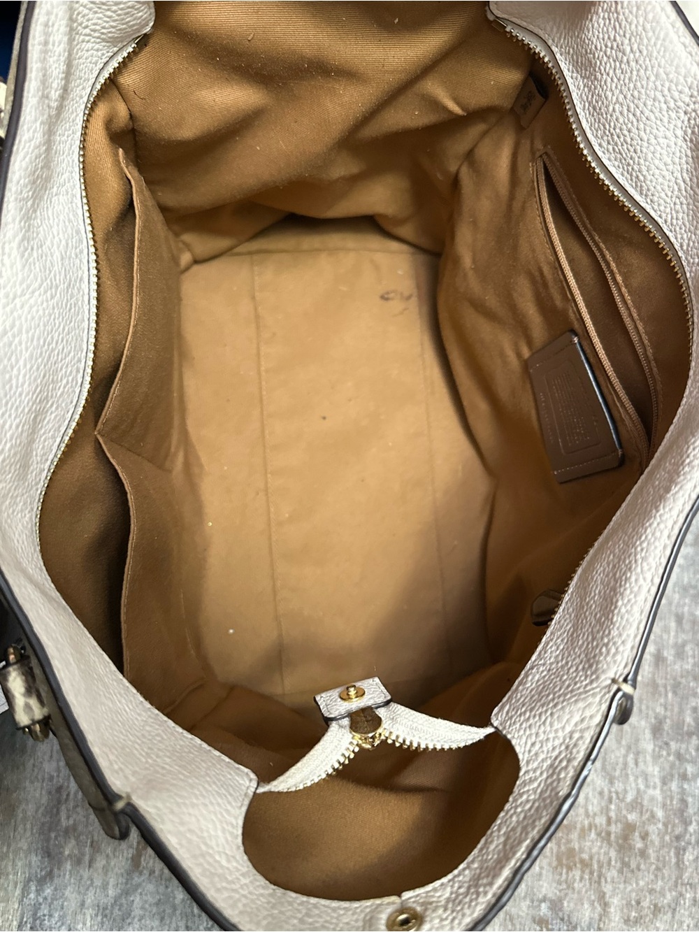 Coach Marian Tote Beige & White Sig Canvas with Snake-Print Handles/w wallet inc - Picture 7 of 16